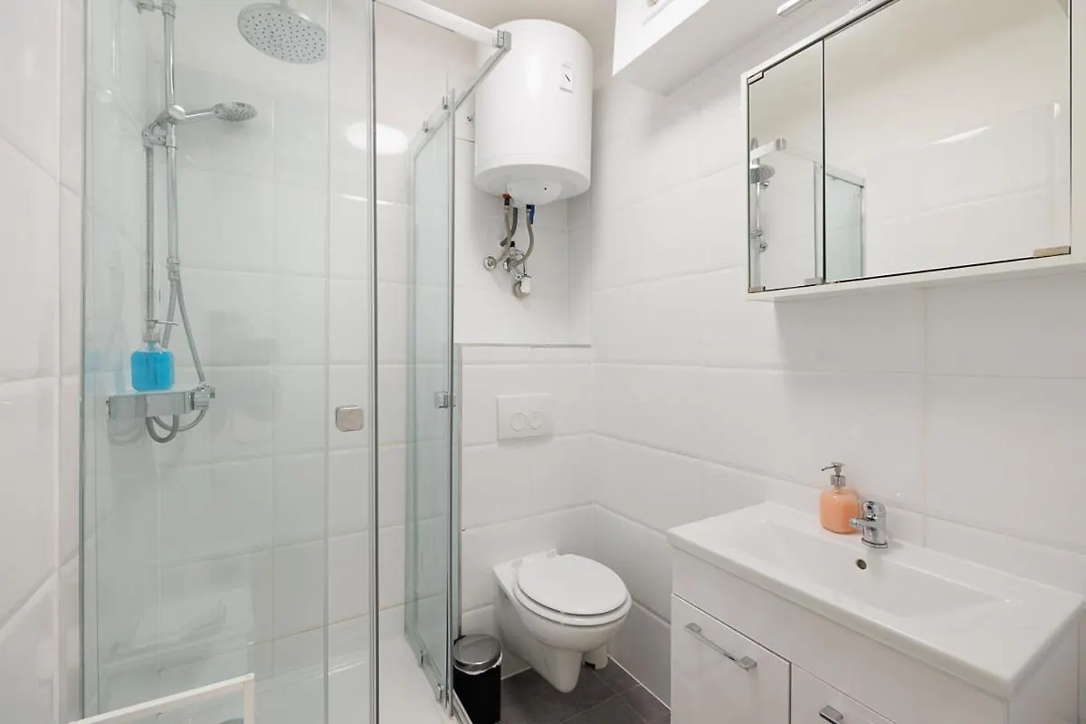 Modern City Apartment Vienna