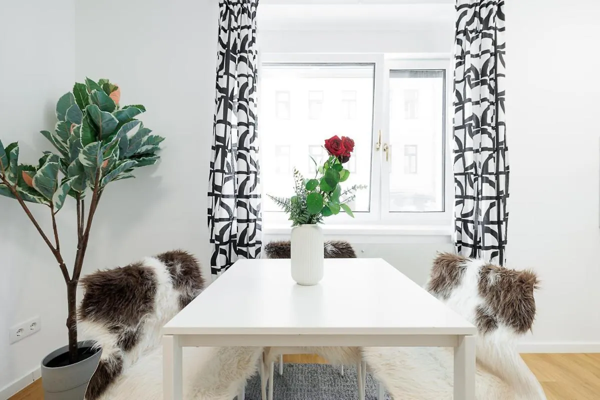 Modern City Apartment Vienna